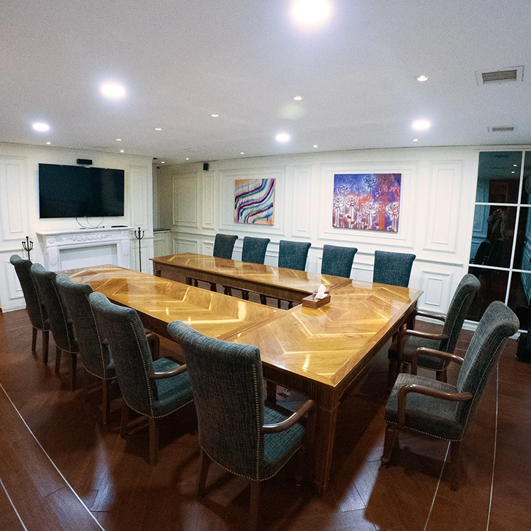 Open Coworking donde incluye Internet de alta velocidad, limpieza, soporte y servicios — todo está gestionado para usted.